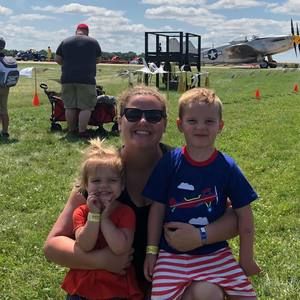 Meet your Posher, Ashley